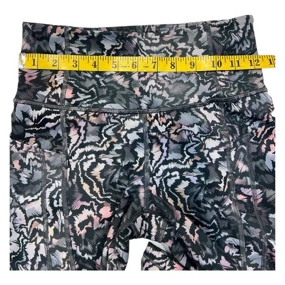 Athleta Ultimate Stash 7/8 Tight XS EUC - Picture 13 of 14